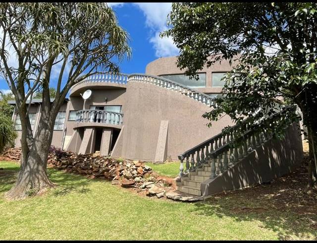 4 BEDROOM HOUSE FOR SALE IN ROODEKRANS